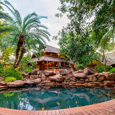 Lokuthula Lodges thatched family villas